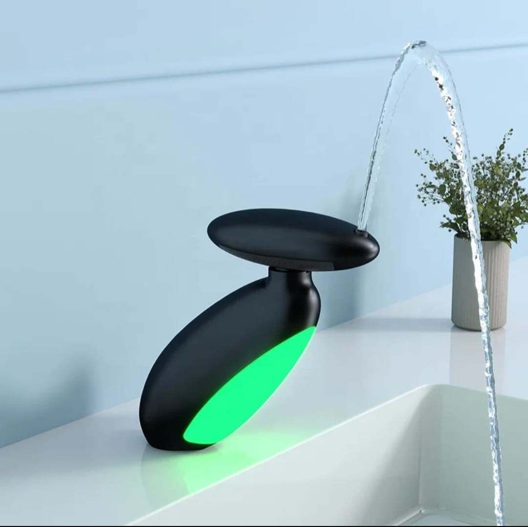 Baterie Chiuveta Baie, 4 Tipuri de Jet, Cap Retractabil, Iluminare Led, Control Inteligent al Apei, Negru  RVFH3435B